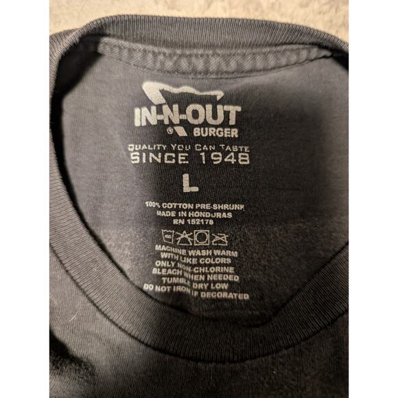 In N Out Burger T-Shirt Size Large L 70th Anniversary Short Sleeve Tee Black - Picture 5 of 5